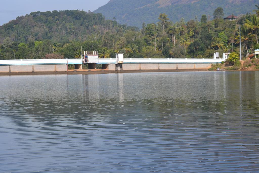 Munnar Heritage Cottage Ngoại thất bức ảnh